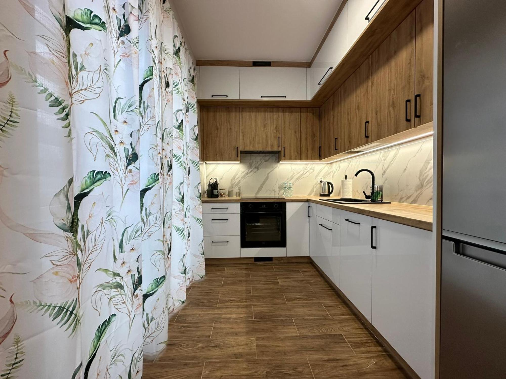 Premium - Evergreen - Self Check-in Apartment